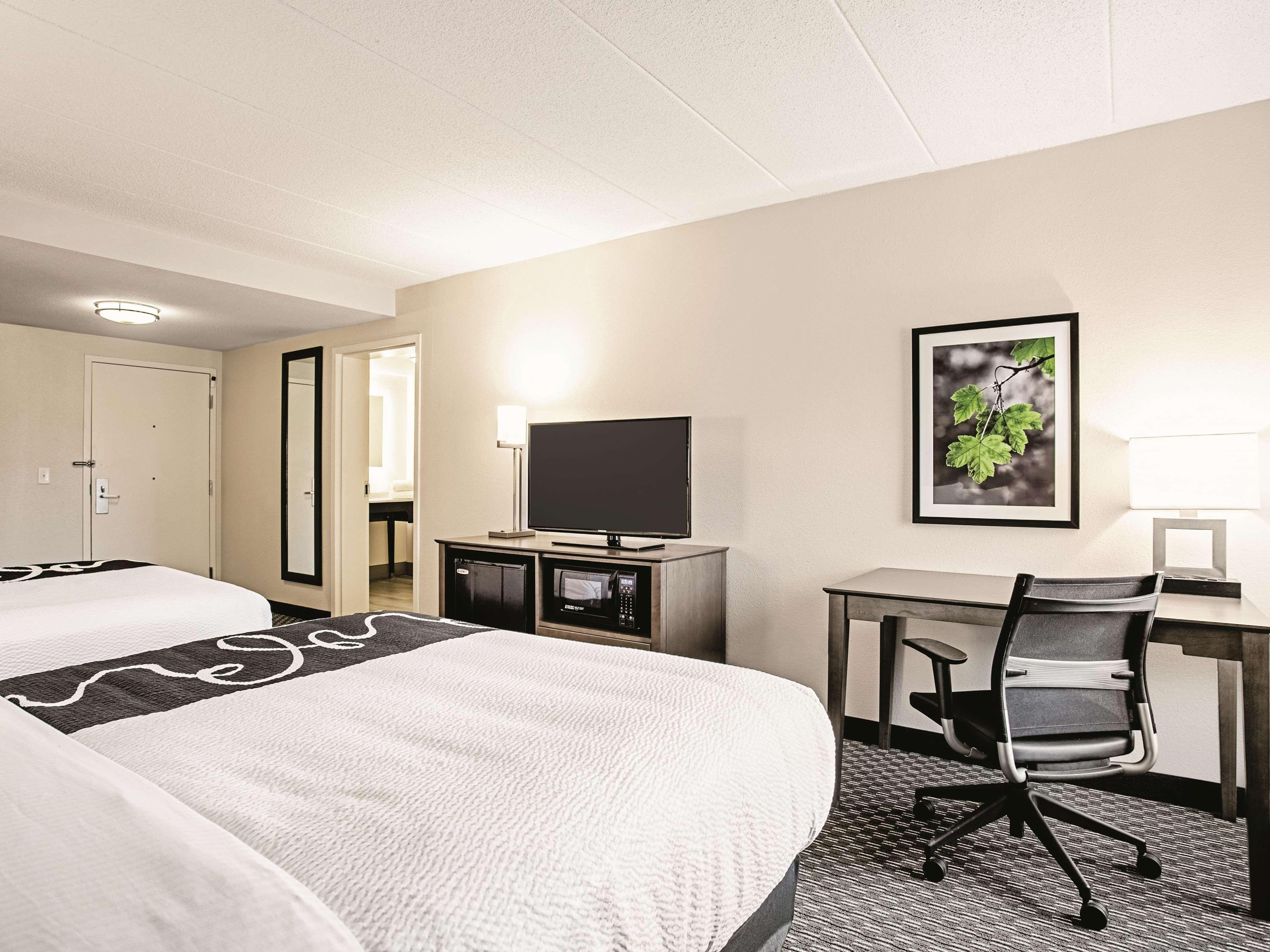 La Quinta By Wyndham Baltimore N / White Marsh Rosedale Exterior foto