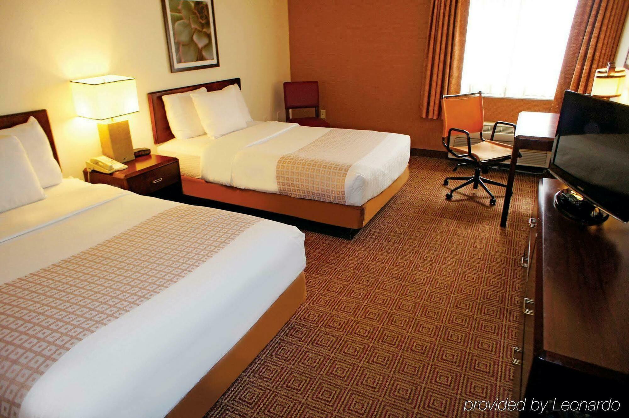 La Quinta By Wyndham Baltimore N / White Marsh Rosedale Exterior foto